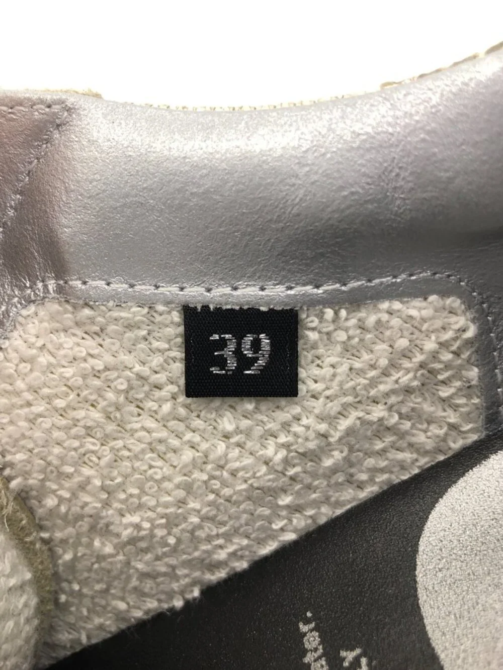 P448 John Prisma Sneakers EUR 39
